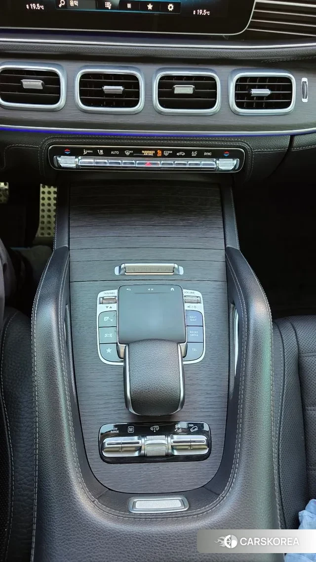 Mercedes-Benz GLS - Class X167 id 3468926 из Кореи 9