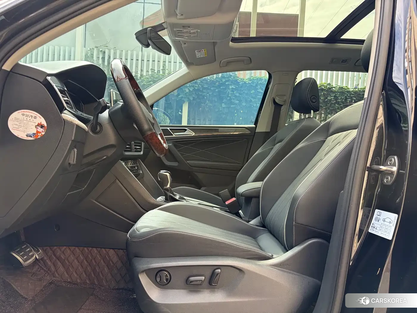 Volkswagen Tiguan L id 4680630 из Китая 9