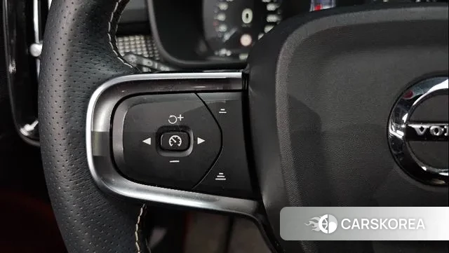 Volvo XC40 id 3509197 из Кореи 9