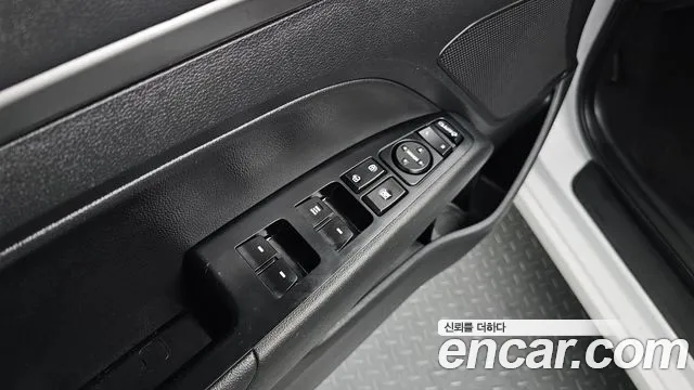 Hyundai Avante AD id 2345921 из Кореи 9