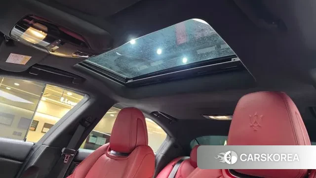 Maserati Ghibli id 3680375 из Кореи 9