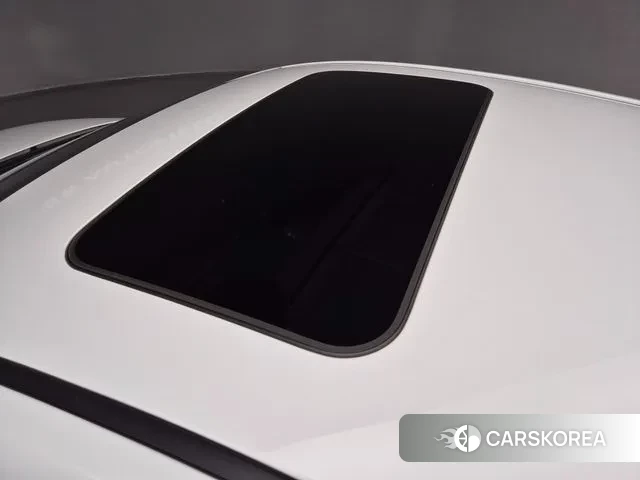 Hyundai Ionic Electric id 3060769 из Кореи 9