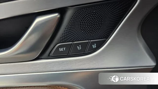 Genesis G70 id 2981396 из Кореи 9