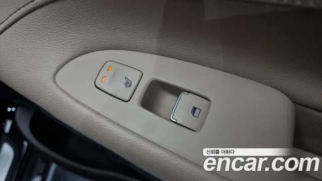 Hyundai Grandeur IG id 2501923 из Кореи 9