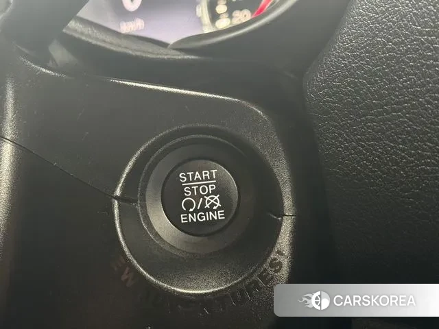 Jeep Renegade id 3666810 из Кореи 9