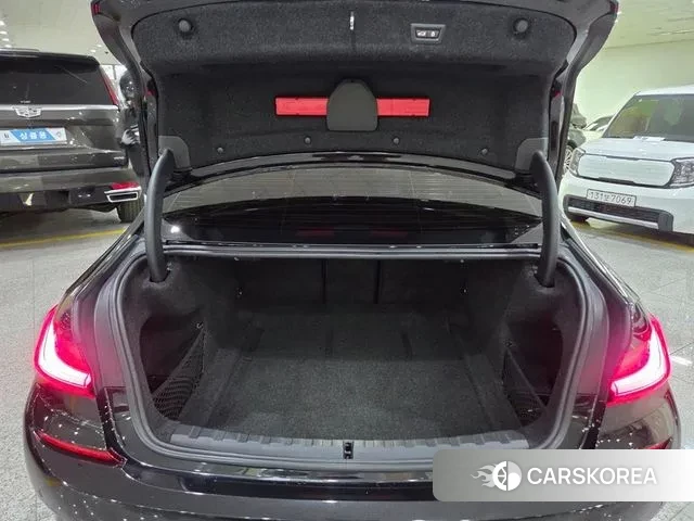 BMW 3 Series (G20) id 3043970 из Кореи 9