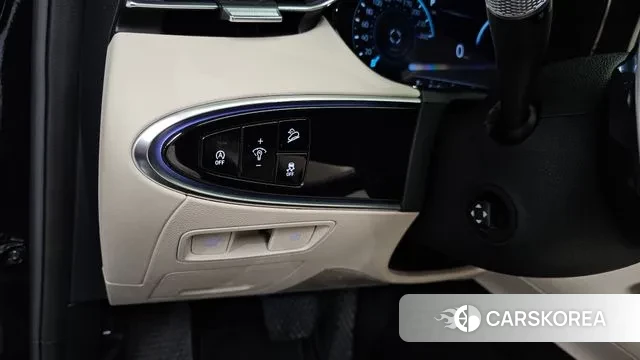 Genesis GV70 id 3708302 из Кореи 9