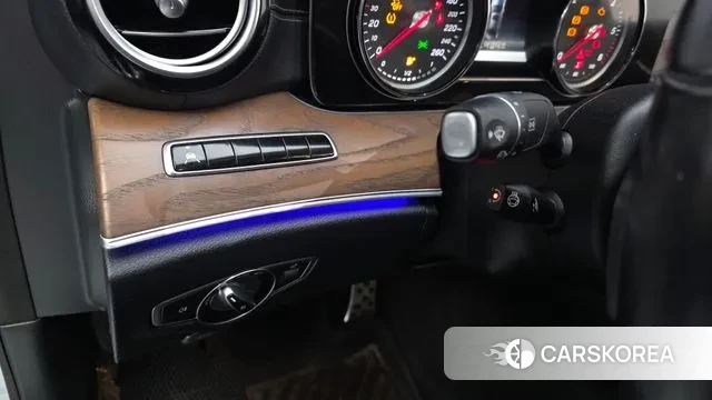 Mercedes-Benz E-Class W213 id 3692376 из Кореи 9