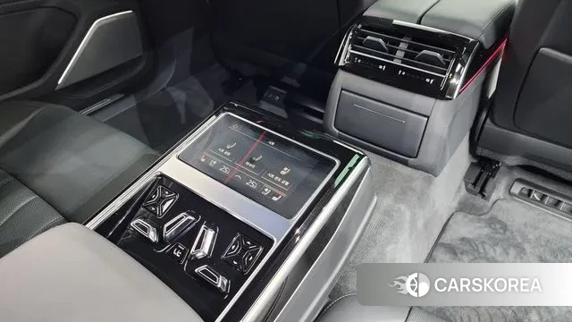 Audi A8 (D5) id 3432881 из Кореи 9