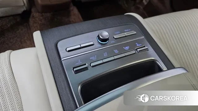 Hyundai Grandeur (GN7) id 3776545 из Кореи 9