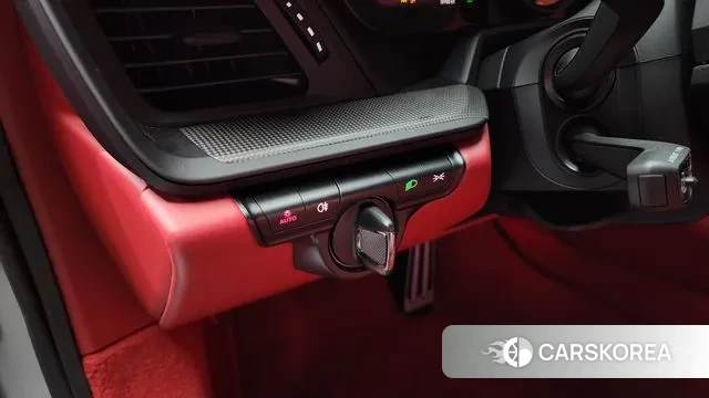 Porsche 911(992) id 3670201 из Кореи 9