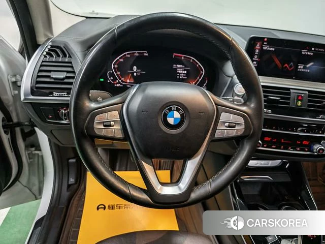 BMW X3 id 4208489 из Китая 9