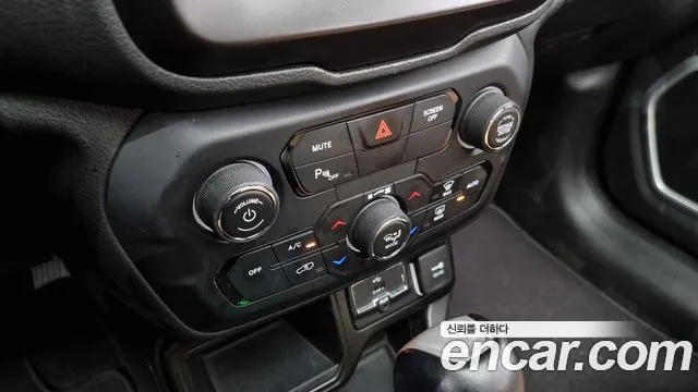 Jeep Renegade id 2436175 из Кореи 9