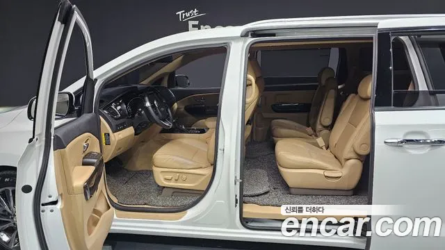 Kia The New Carnival id 2494564 из Кореи 9