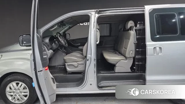 Hyundai The New Grand Starex id 3692926 из Кореи 9