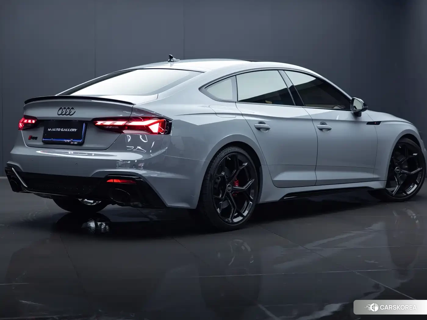 Audi RS 5 id 4559819 из Китая 9