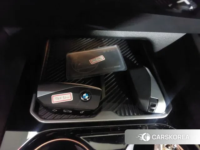 BMW 5 Series (G60) id 3410234 из Кореи 9