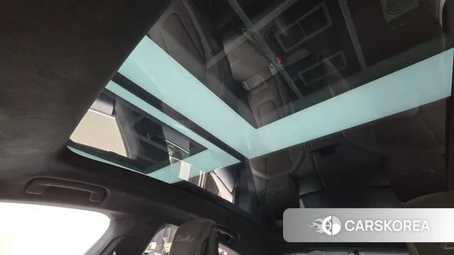 Porsche Taycan id 3606851 из Кореи 9