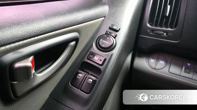 Hyundai The New Grand Starex id 4285205 из Кореи 9