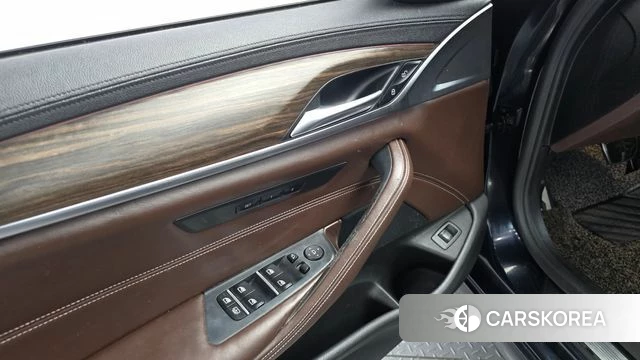 BMW 5 Series (G30) id 4672743 из Кореи 9