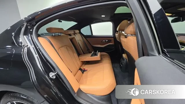 BMW 3 Series (G20) id 3487121 из Кореи 9