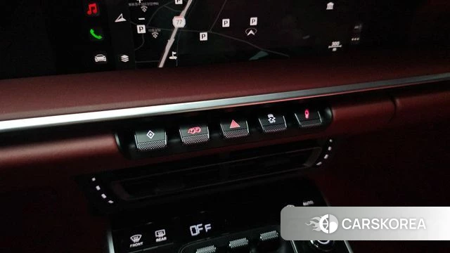 Porsche 911(992) id 4243657 из Кореи 9