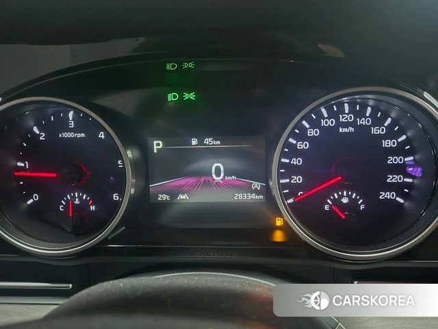 Kia Carnival 4th generation id 4402362 из Кореи 9