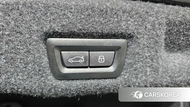 BMW 5 Series (G60) id 4487645 из Кореи 9