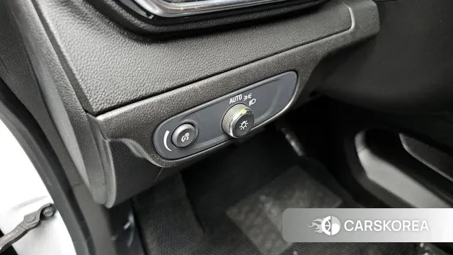 Chevrolet (GM Daewoo) New Bolt EV id 3310713 из Кореи 9