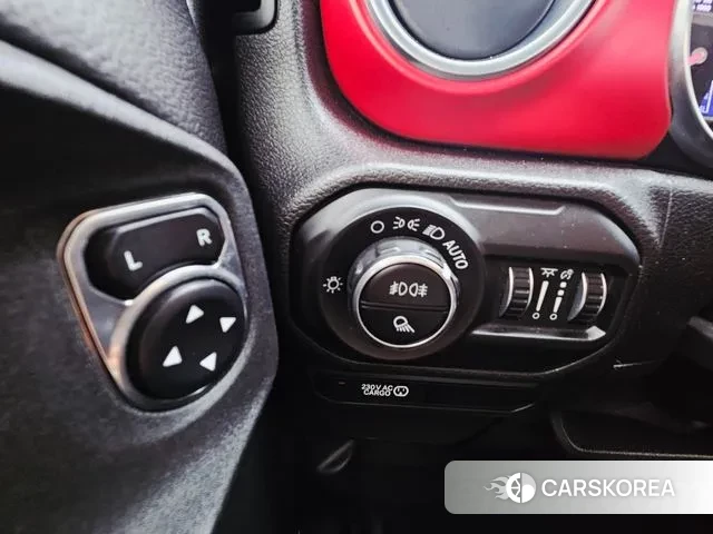 Jeep Gladiator (JT) id 3640531 из Кореи 9