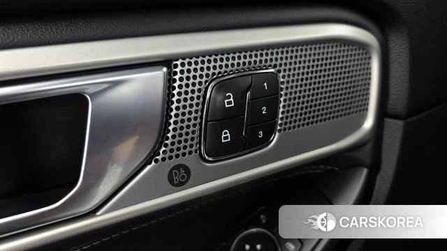 Ford Explorer 6th Generation id 3942216 из Кореи 9