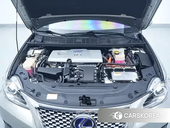 Lexus CT id 4628354 из Китая 10