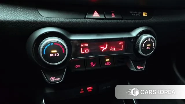 Kia Stonic id 3335446 из Кореи 9