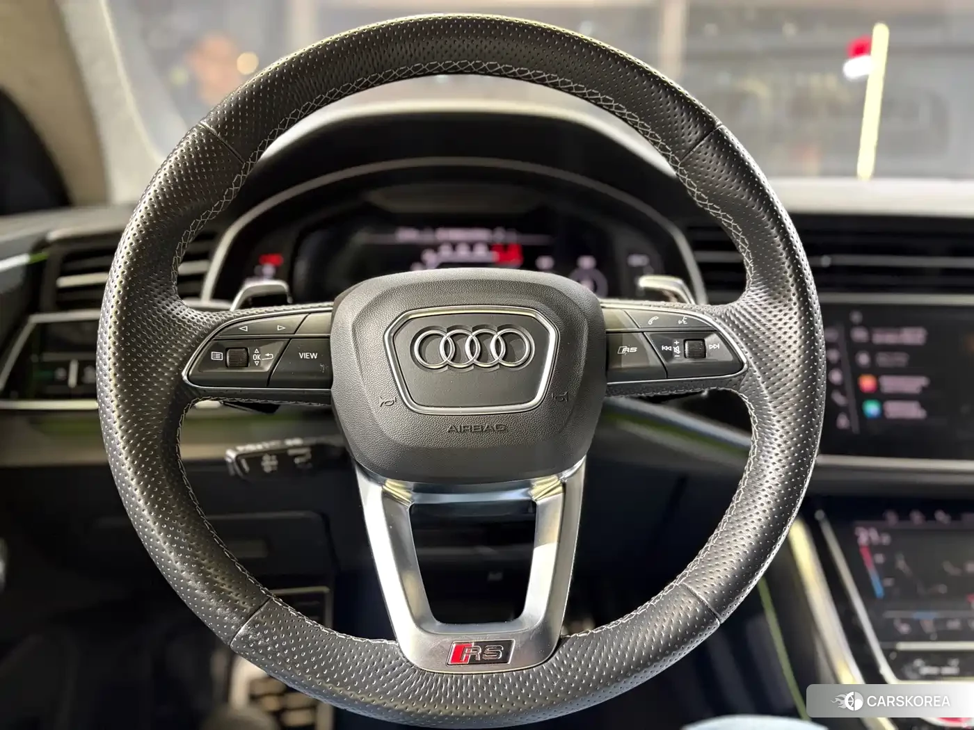 Audi RS Q8 id 4669291 из Китая 9