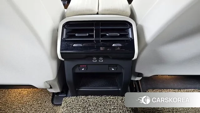 BMW 5 Series (G60) id 3442227 из Кореи 9