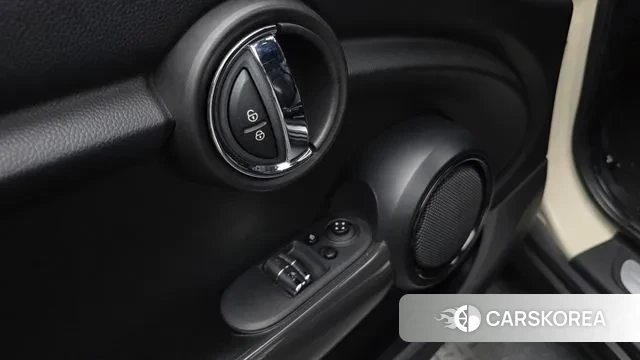 Mini Cooper D id 3368849 из Кореи 9