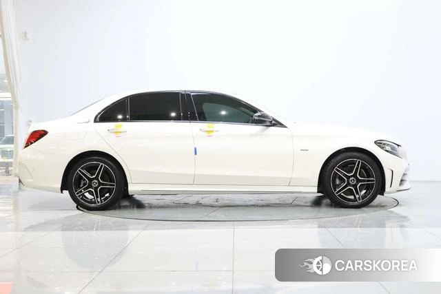 Mercedes-Benz Class C id 4299971 из Китая 9