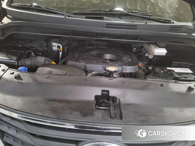 Hyundai The New Grand Starex id 3916890 из Кореи 9