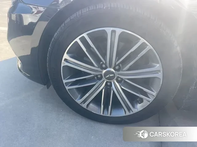 Genesis G80 id 3469939 из Кореи 9