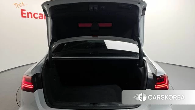 Audi New A6 id 4390566 из Кореи 9