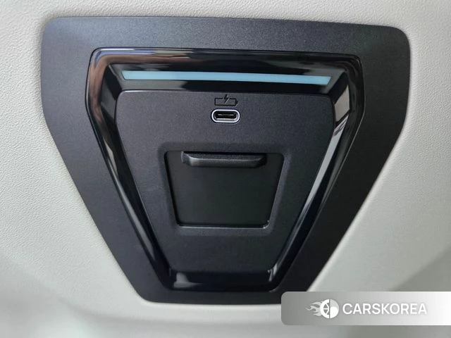 BMW 5 Series (G60) id 4532913 из Кореи 9