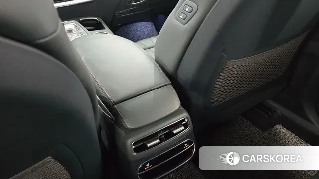 Genesis GV70 id 3016213 из Кореи 9