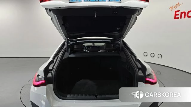 BMW i4 id 4707086 из Кореи 8