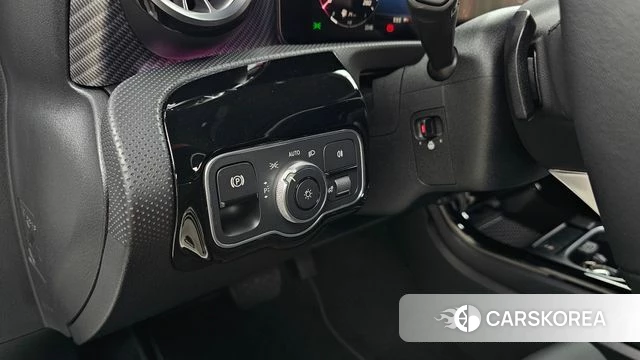Mercedes-Benz A-Class W177 id 4578579 из Кореи 9
