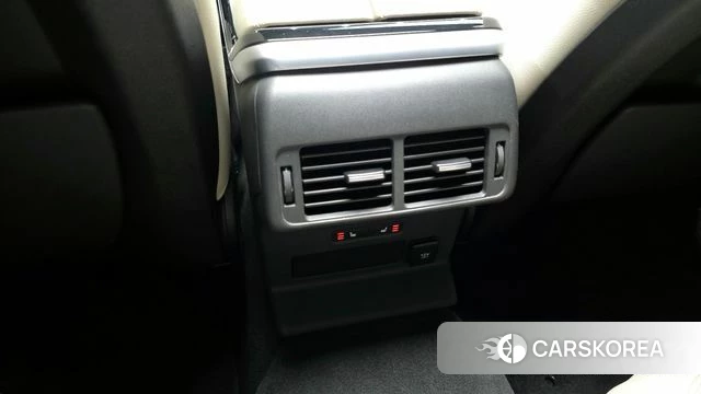 Land Rover Range Rover Velar id 3955566 из Кореи 9