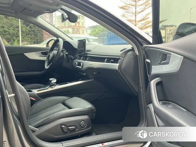 Audi A4L id 4262622 из Китая 9