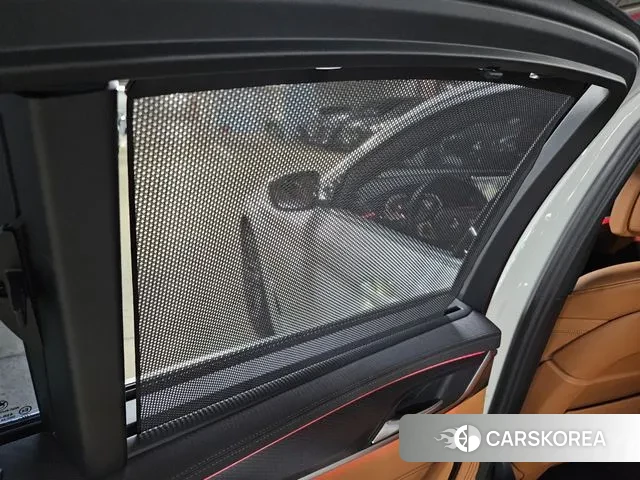 BMW 5 Series (G30) id 3586139 из Кореи 9