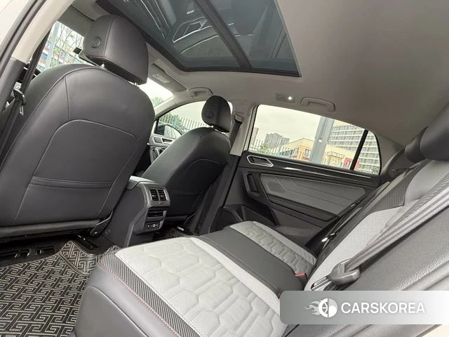 Volkswagen Tiguan X id 4216952 из Китая 9