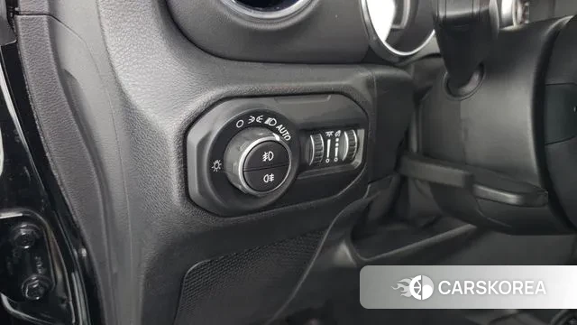 Jeep Wrangler (JL) id 3592297 из Кореи 9