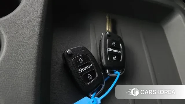 Hyundai The New Grand Starex id 3023949 из Кореи 9